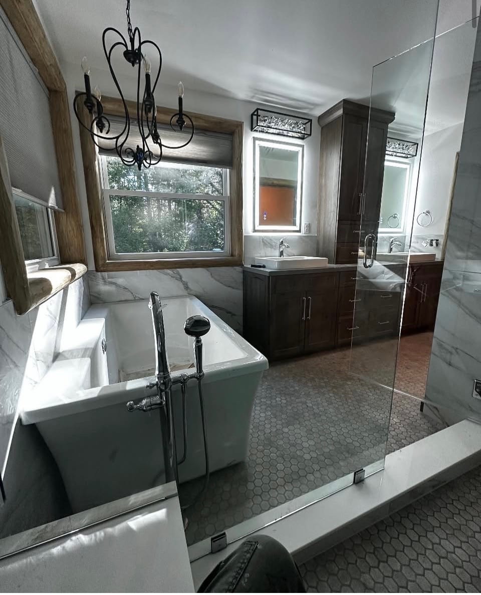Luxury bathroom renovation by Unified Trades Inc.